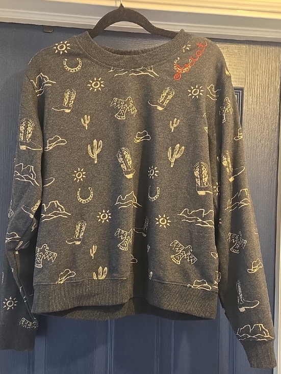 Ariat Sweaters - Ariat MED Charcoal Crewneck Sweater with Cream Western Icons